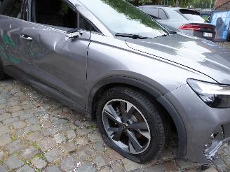 Audi Q4 e-tron 35 e-tron S Line picture 5