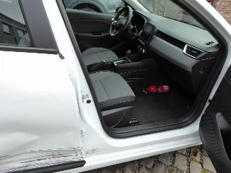 Renault Clio Evolution Hybrid automatic picture 10