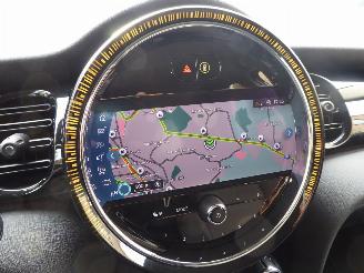 Mini Cooper Essential picture 21