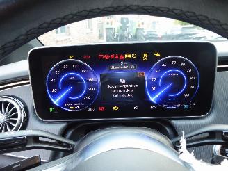 Mercedes EQE 300 picture 18