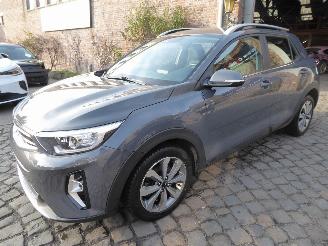 krockskadad bil auto Kia Stonic 1.0 T-GDI 100 2023/6