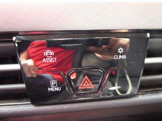 Volkswagen Golf Variant Life picture 16