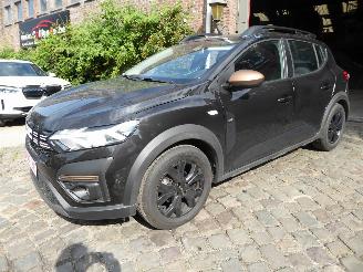 Schadeauto Dacia Sandero III Stepway Extreme+ 2025/10