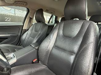 Volvo V-60 2.4 D6 AWD Plug-In Hybrid picture 8