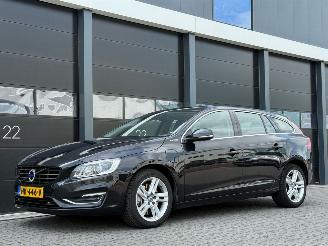 ojeté vozy osobní automobily Volvo V-60 2.4 D6 AWD Plug-In Hybrid 2015/12