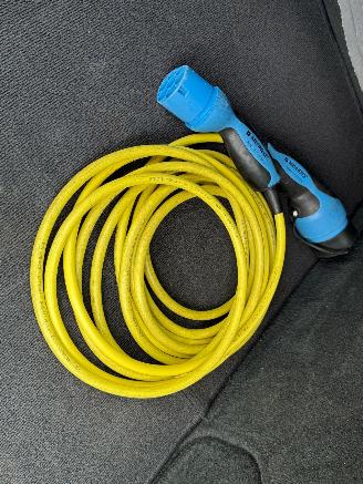 Volvo V-60 2.4 D6 AWD Plug-In Hybrid picture 13