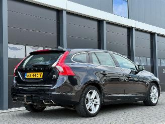 Volvo V-60 2.4 D6 AWD Plug-In Hybrid picture 4