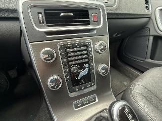 Volvo V-60 2.4 D6 AWD Plug-In Hybrid picture 10