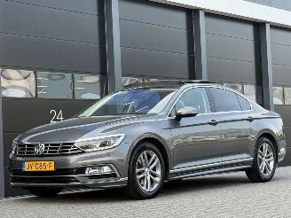 ojeté vozy osobní automobily Volkswagen Passat 1.6 TDI R-Line Pano Virtual Cockpit EURO-6 2016/6
