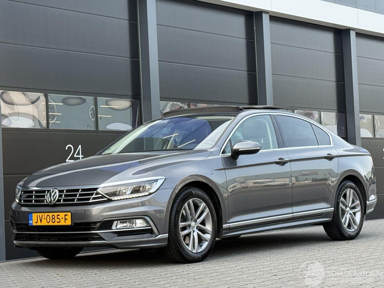 Volkswagen Passat 1.6 TDI R-Line Pano Virtual Cockpit EURO-6
