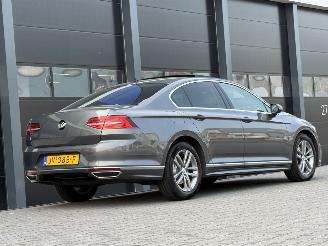 Volkswagen Passat 1.6 TDI R-Line Pano Virtual Cockpit EURO-6 picture 4