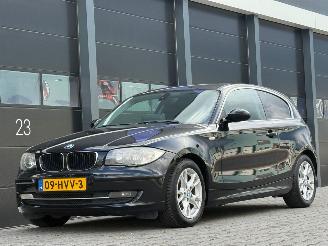 Gebrauchtwagen PKW BMW 1-serie 118d High Executive Navi Clima PDC 2009/3