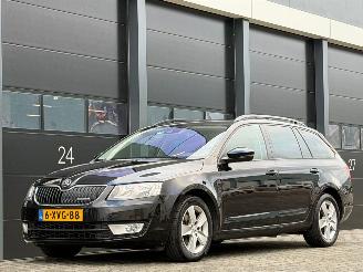 Käytettyjen passenger cars Skoda Octavia 1.6 TDI Navi Clima PDC 2014/11