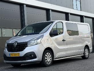 Ocazii auto utilitare Renault Trafic 1.6 DCI Navi L2-H1 DC 5-PERS 2015/11