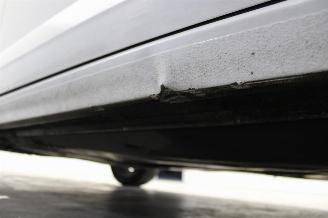 Volkswagen Golf  picture 16