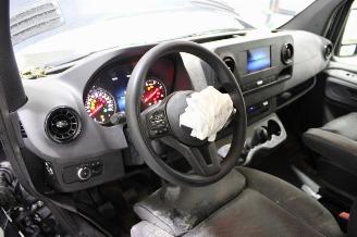 Mercedes Sprinter  picture 11
