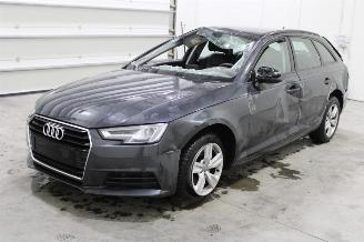 demontáž osobní automobily Audi A4  2019/1
