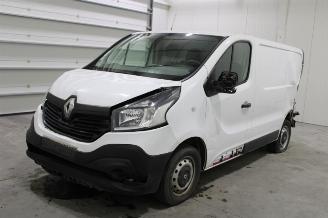 demontáž osobní automobily Renault Trafic  2019/8
