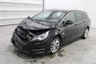 demontáž osobní automobily Opel Astra  2020/3