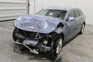 demontáž osobní automobily Volvo V-90 V90 2019/8