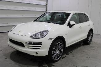 demontáž osobní automobily Porsche Cayenne  2011/10