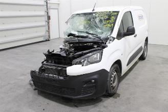 demontáž osobní automobily Peugeot Partner  2022/10