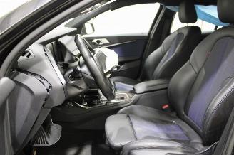 BMW 1-serie 118 picture 10