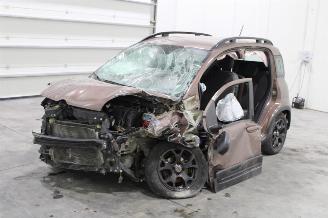 demontáž osobní automobily Fiat Panda  2020/1