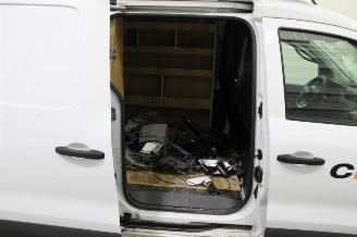 Renault Express  picture 17