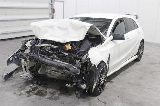 demontáž osobní automobily Mercedes A-klasse A 180 2013/12