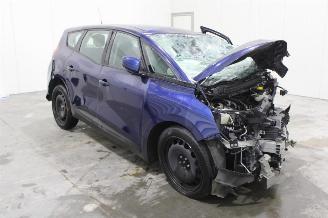 Renault Scenic  picture 2