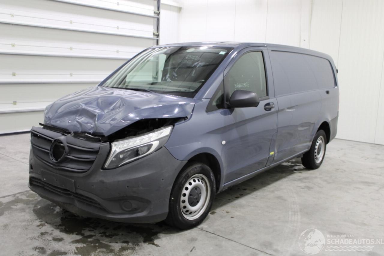 Mercedes Vito 