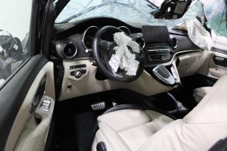 Mercedes V-klasse V 300 picture 10