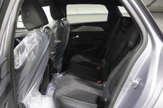 Peugeot 308  picture 12