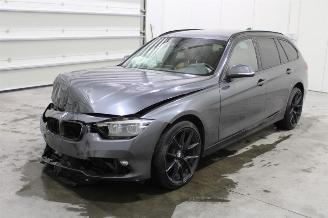 Vaurioauto  passenger cars BMW 3-serie 318 2019/6