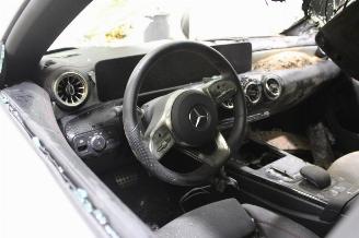 Mercedes Cla-klasse CLA 180 picture 11