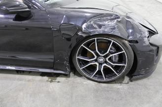 Porsche Taycan  picture 8