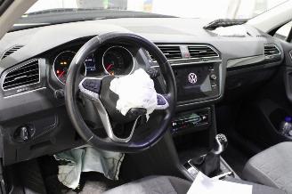 Volkswagen Tiguan  picture 9