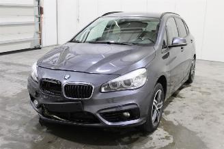 Vrakbiler auto BMW 2-serie 218 2017/9