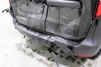 Renault Express  picture 5