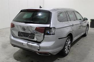 Volkswagen Passat  picture 3