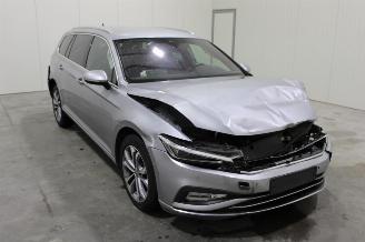 Volkswagen Passat  picture 2