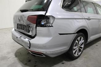 Volkswagen Passat  picture 8