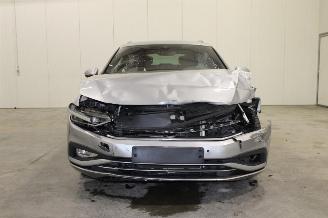 Volkswagen Passat  picture 6