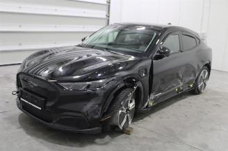 skadebil auto Ford Mustang Mach-e  2024/7