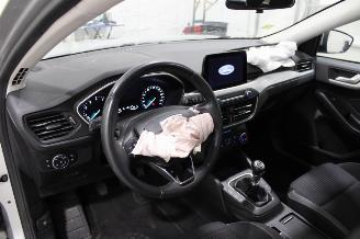 Ford Focus  picture 9