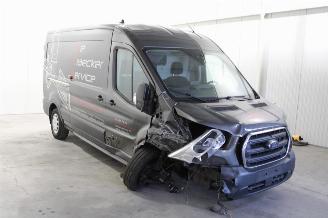 Ford Transit  picture 2
