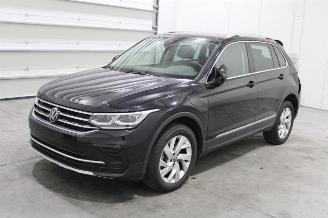 Damaged car Volkswagen Tiguan  2023/4