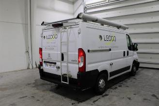 Peugeot Boxer  picture 3