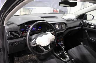 Volkswagen T-Cross  picture 9